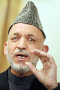 1257192149_02 AFP SHAH MARAI KARZAI.jpg