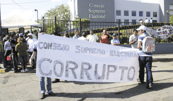 Consejo Supremo Electoral, Roberto Rivas, CSE