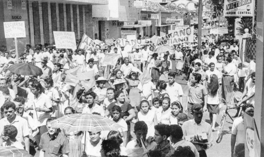 50 años de la masacre en la Avenida Roosevelt