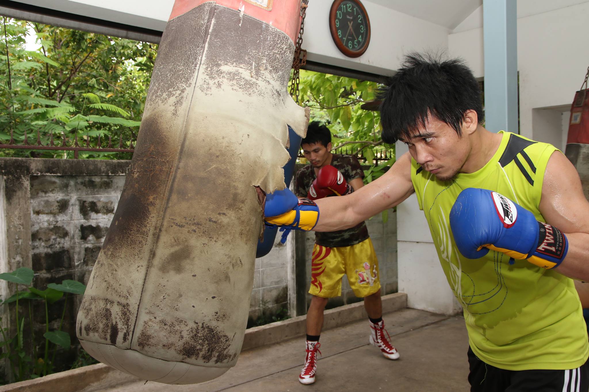 El tailandés Srisaket Sor Rungvisai pisa el acelerador de su preparación para su pleito con "Chocolatito". Foto/ Cortesia Kui Kamolphat
