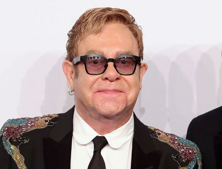 Elton John llevará la música de The Devil Wears Prada a Broadway