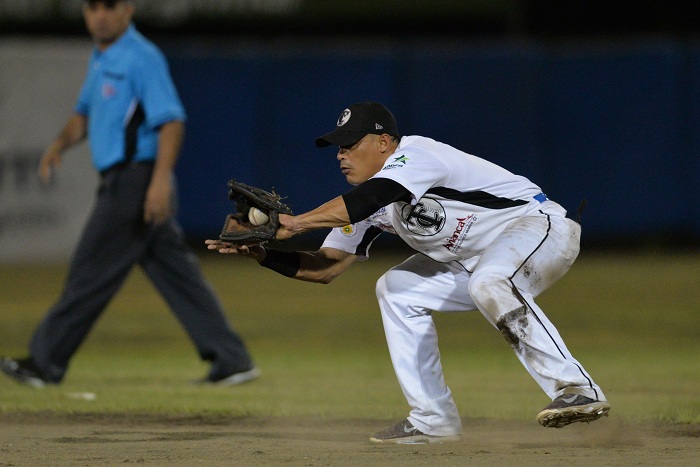 Everth Cabrera fue el hombre clave en el triunfo de los Tigres de Chinandega ante los Chileros de Xalapa. LA PRENSA/JADER FLORES