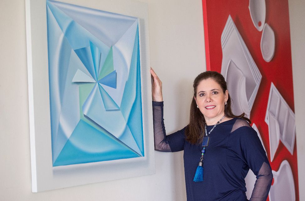 La versatilidad en los lienzos de Karla Valle, conozca su propuestas artísticas
