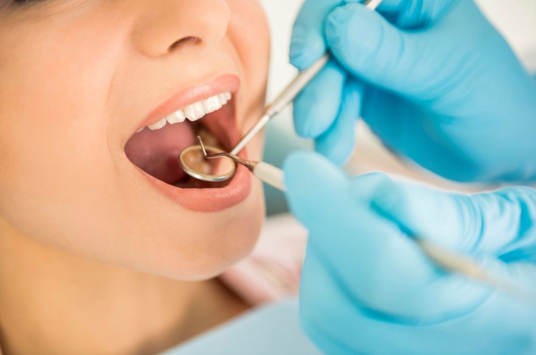 Los expertos indican que la salud bucal es importante también para evitar enfermedades que podrían ser mortales. LA PRENSA/ARCHIVO