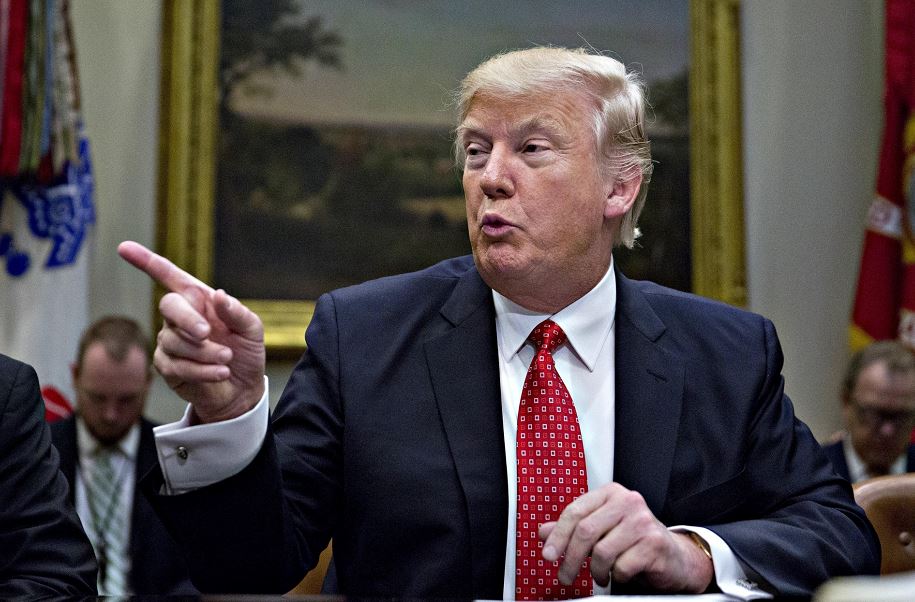 El Tribunal de Apelaciones del Noveno Circuito programó para este martes una audiencia que determinará el futuro inmediato del veto migratorio impulsado por el presidente Donald Trump y que un juez bloqueó. LA PRENSA/EFE