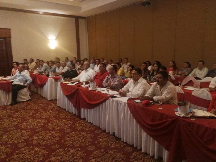 Diputados del PLC reciben seminario sobre cómo lograr el éxito las próximas elecciones.