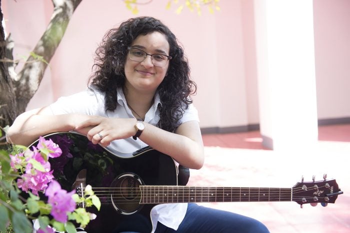 Ximena González se estrena como cantante. ¡Conocela!