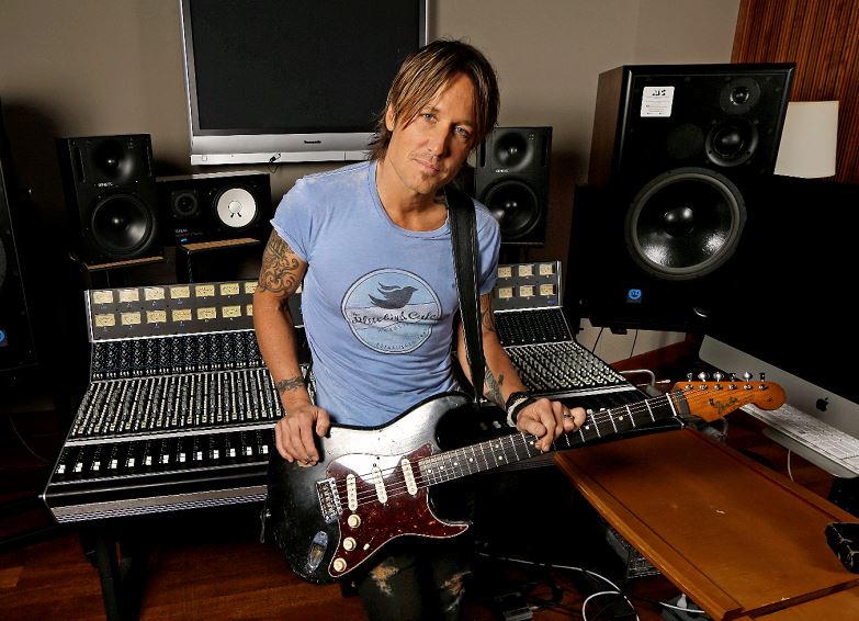 Keith Urban lidera nominaciones de premios de EE.UU. a la música country