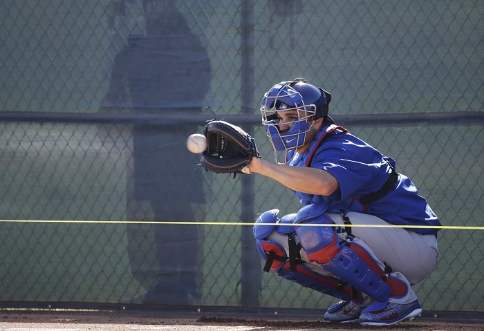 Miguel Montero trabaja en el campo de entrenamiento de los Cachorros y busca más tiempo de juego. LA PRENSA/AP/Morry Gash