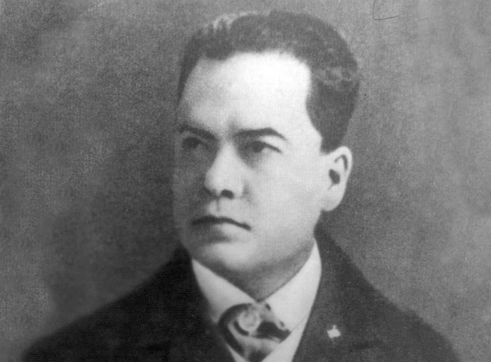 Muchedumbres leerán obras de Rubén Darío