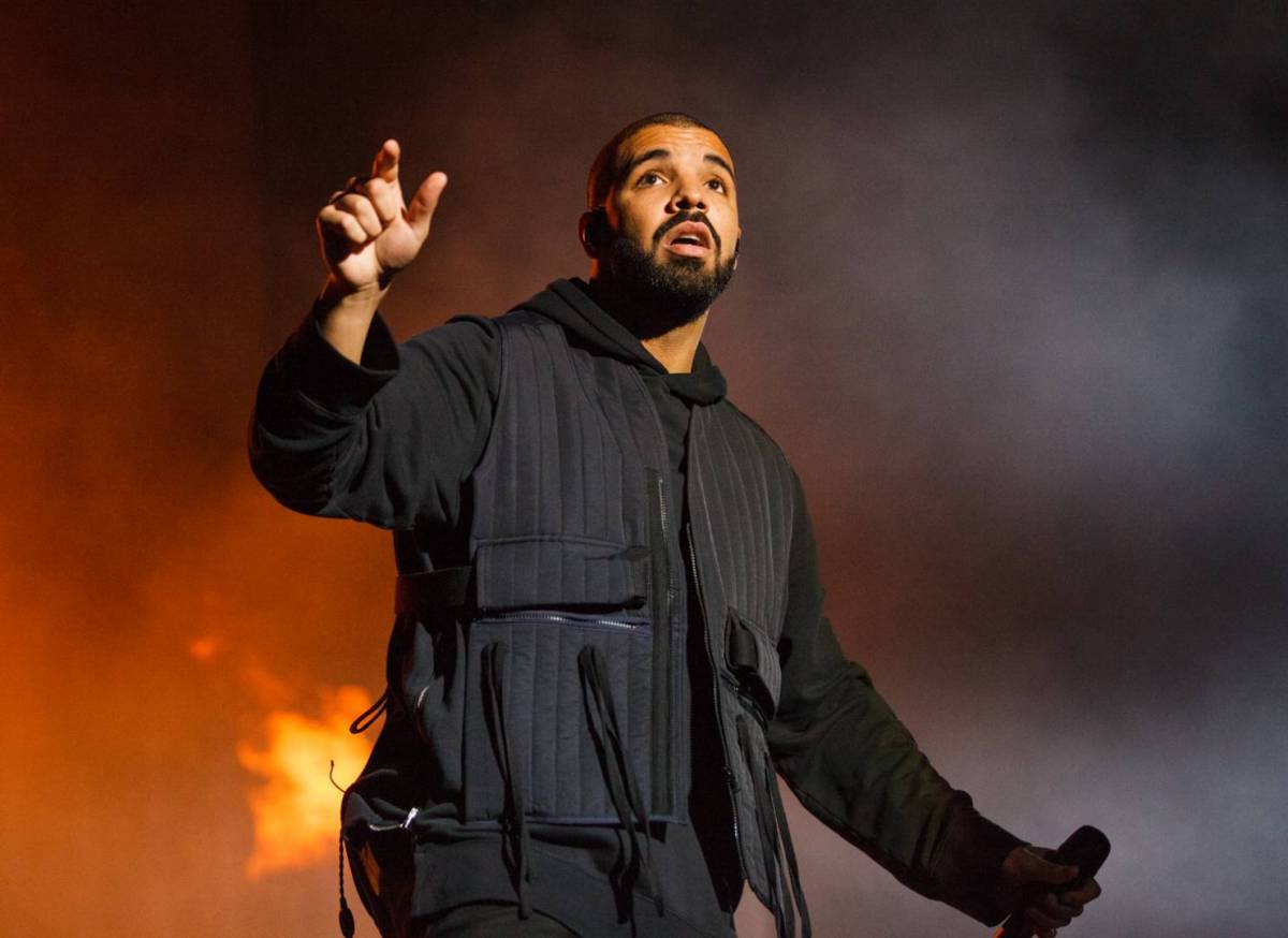 Drake dice que los Grammys lo encasillan como artista negro