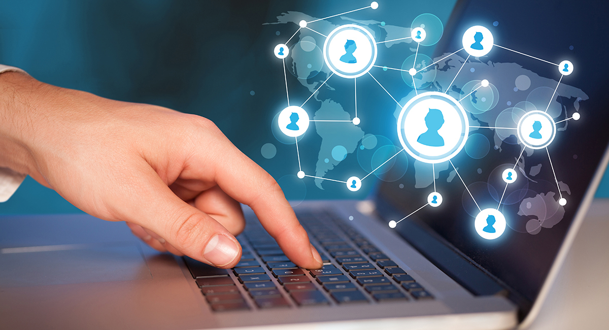 portatil, redes sociales, marketing digital,