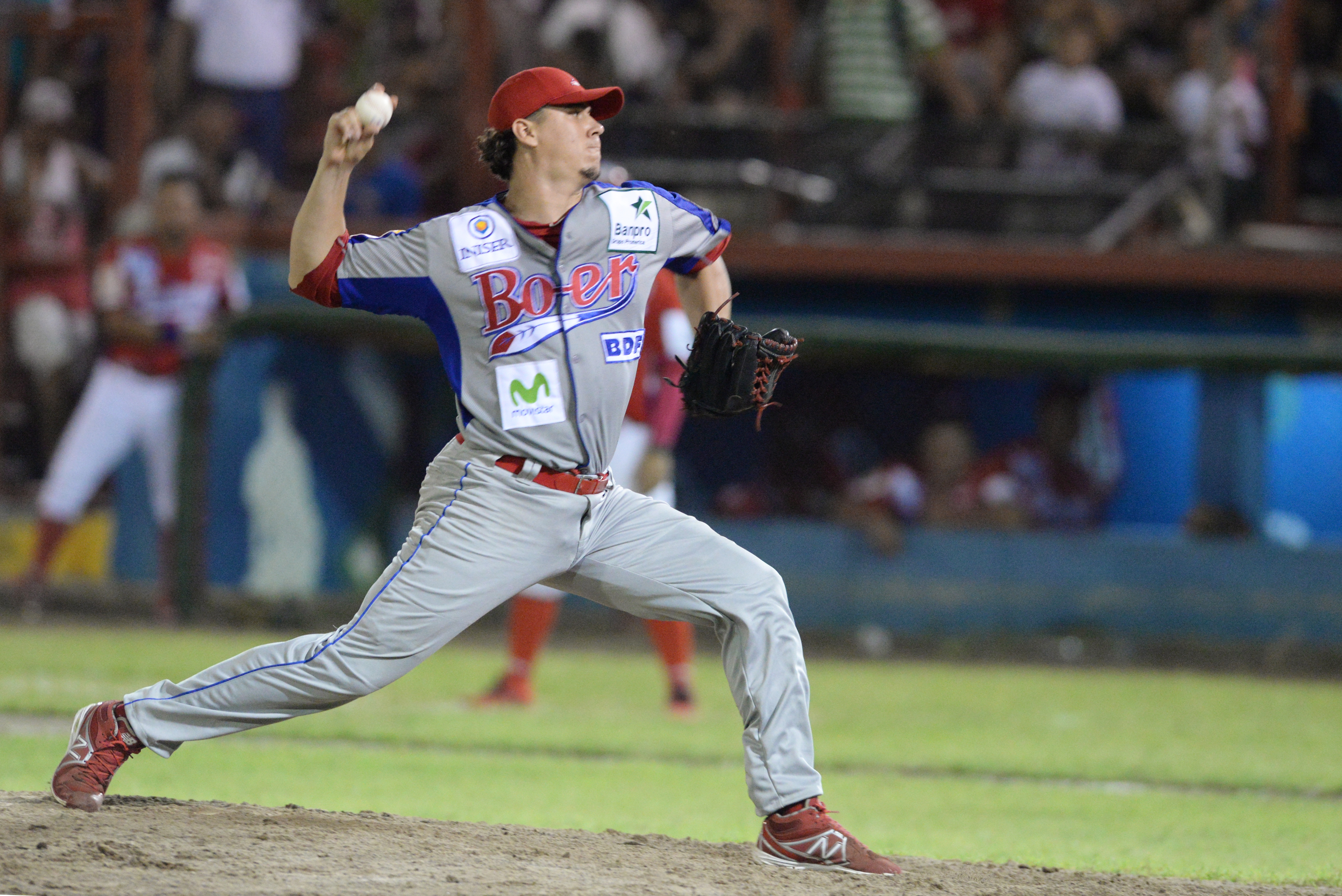 Johnny Polanco sorteará a la suerte, mientras trata de ascender nuevamente al beisbol organizado en el extranjero. Foto: Jader Flores