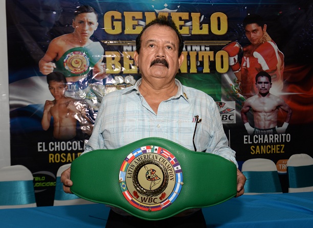 Bismarck Morales supervisó la última pelea de Román González frente a Carlos Cuadras. Foto: Roberto Fonseca