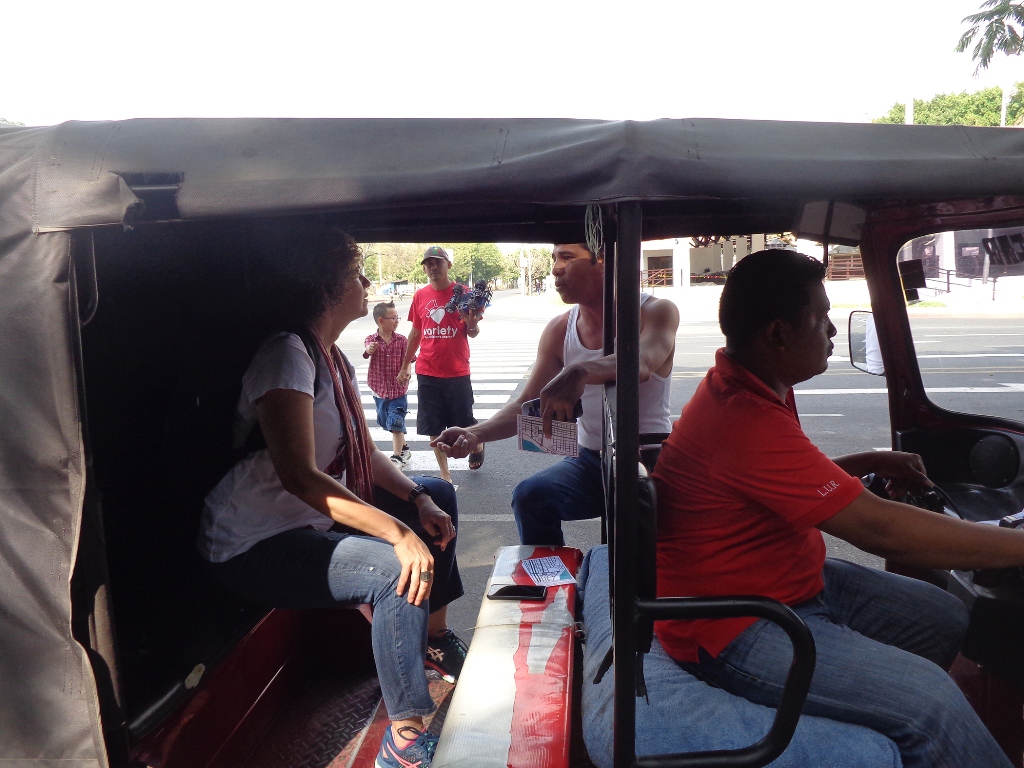 Escucha relatos de la vieja Managua a bordo de caponeras