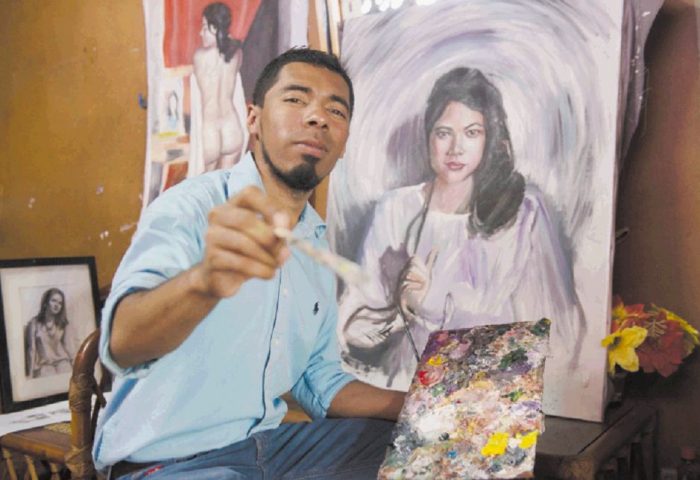 Fernando Torres Quintero un odontólogo que también es pintor y caricaturista