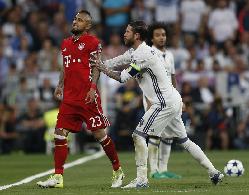 Vidal deja la concentración del Bayern entre rumores de fichaje por el Barsa