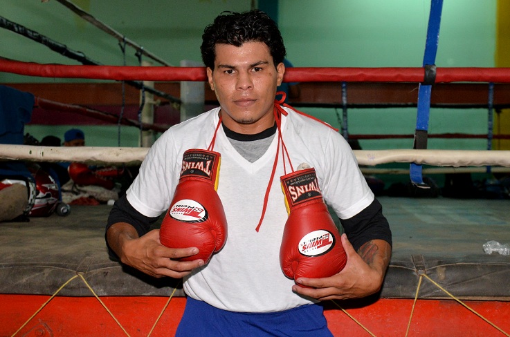 Walter Castillo ya comenzó su preparación en el gimnasio Róger Deshón en Managua. Foto: LA PRENSA/ JADER FLORES