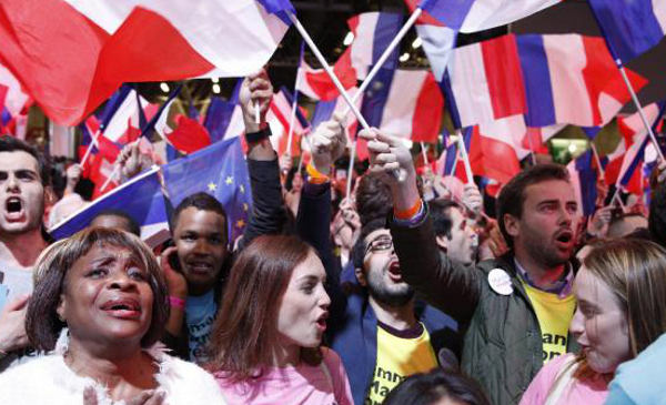«V República» o «Quinta República», en mayúscula
