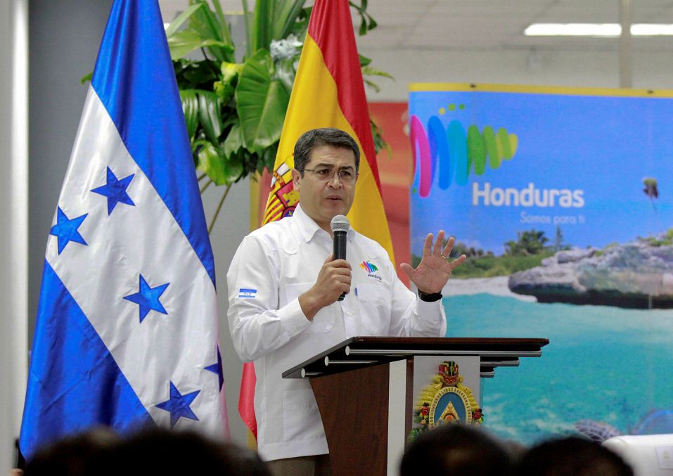 El presidente de Honduras rechaza despenalizar el aborto