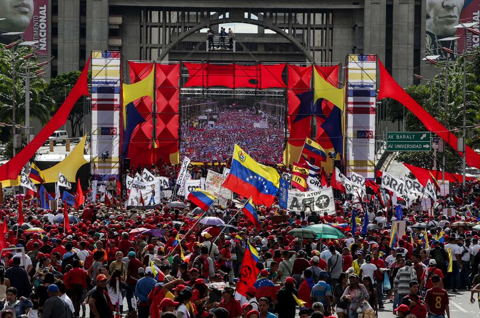 Presidente venezolano anuncia cambios en Constitución