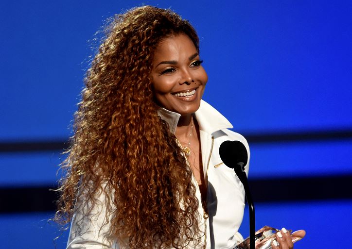 Janet Jackson reanuda su gira