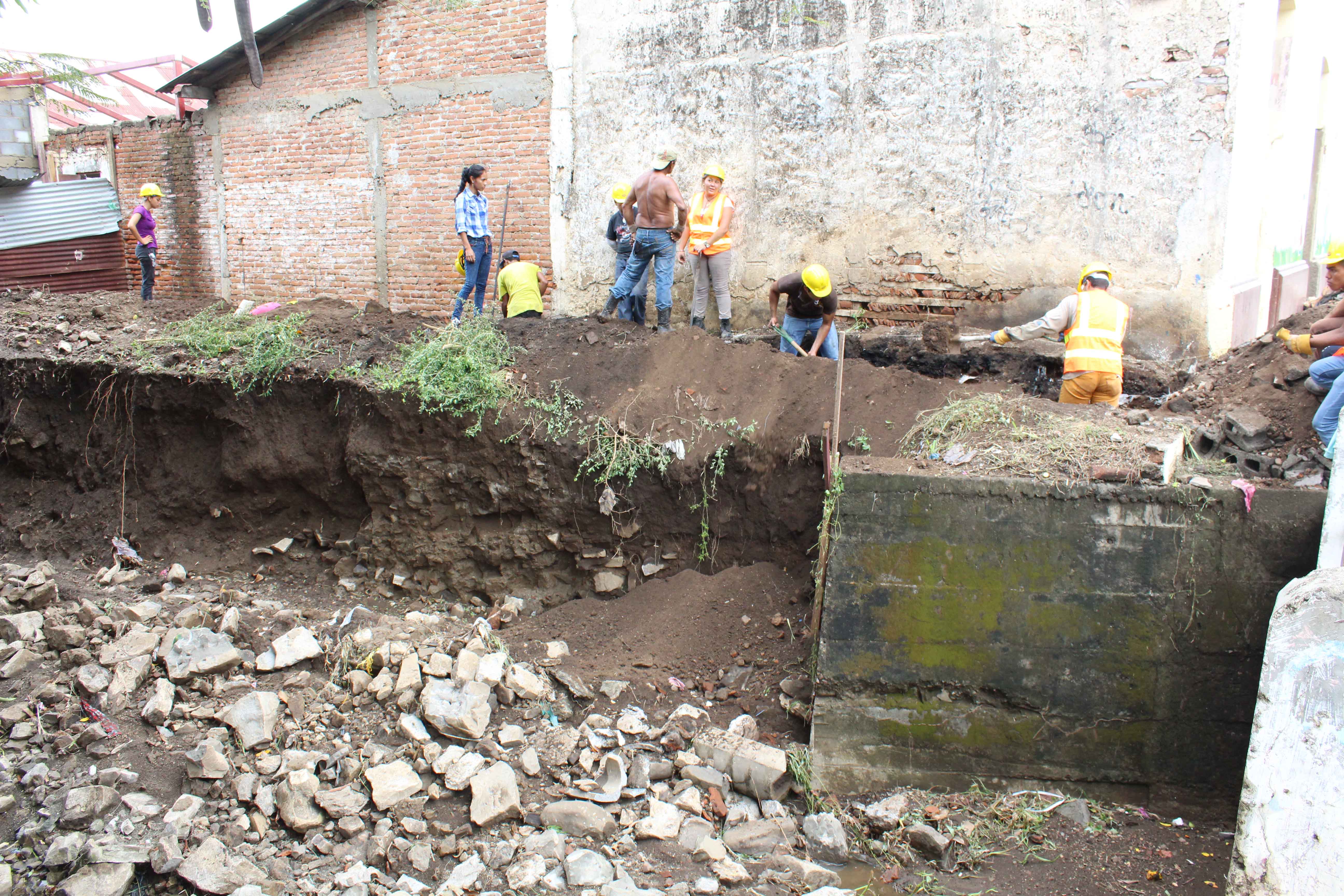Afectados solicitan liberar cauce de río en Rivas