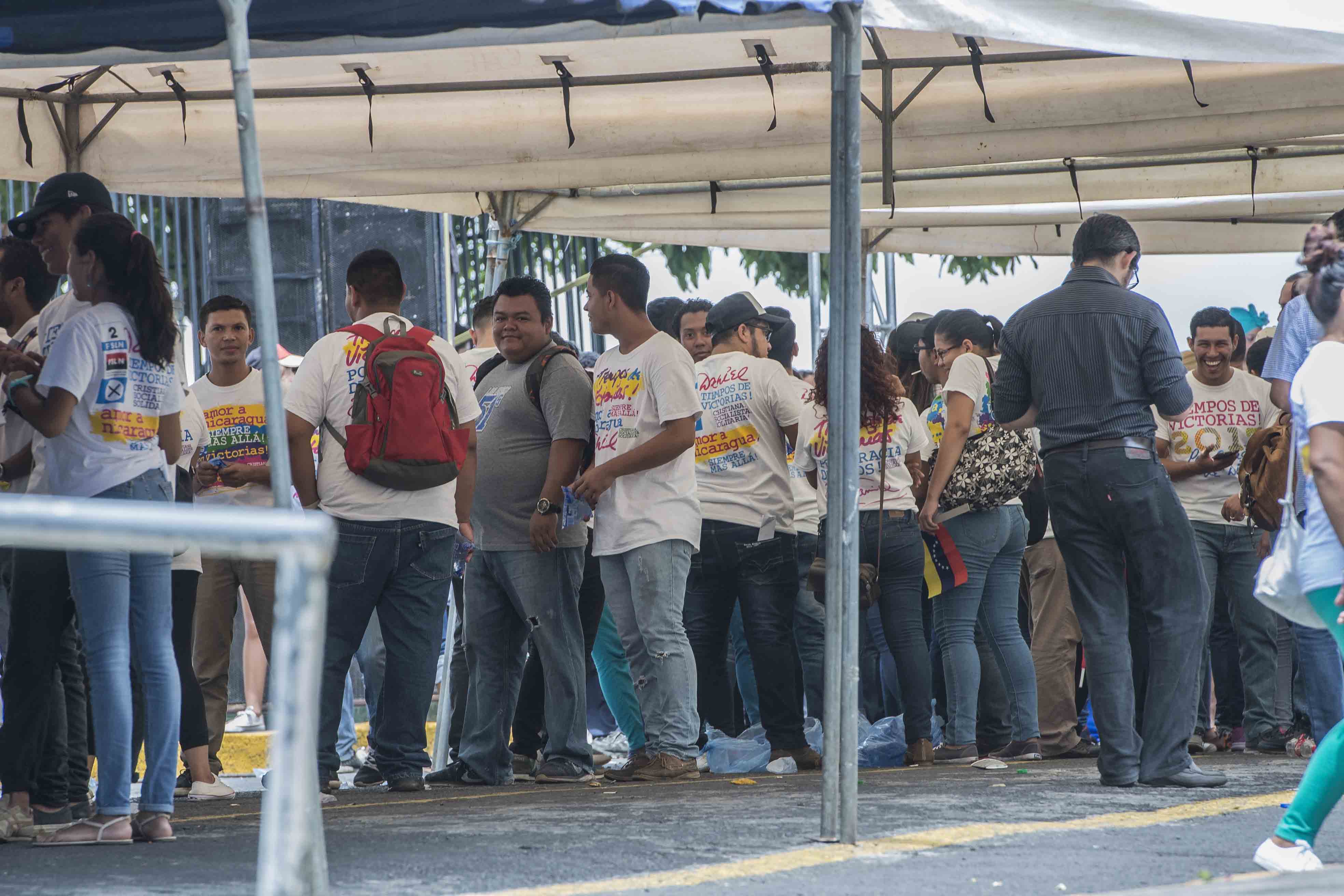 Juventud Sandinista permanece en embajada por tercer día consecutivo