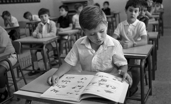 «Repaso» o «recuento», mejor que «reconto» o «racconto»