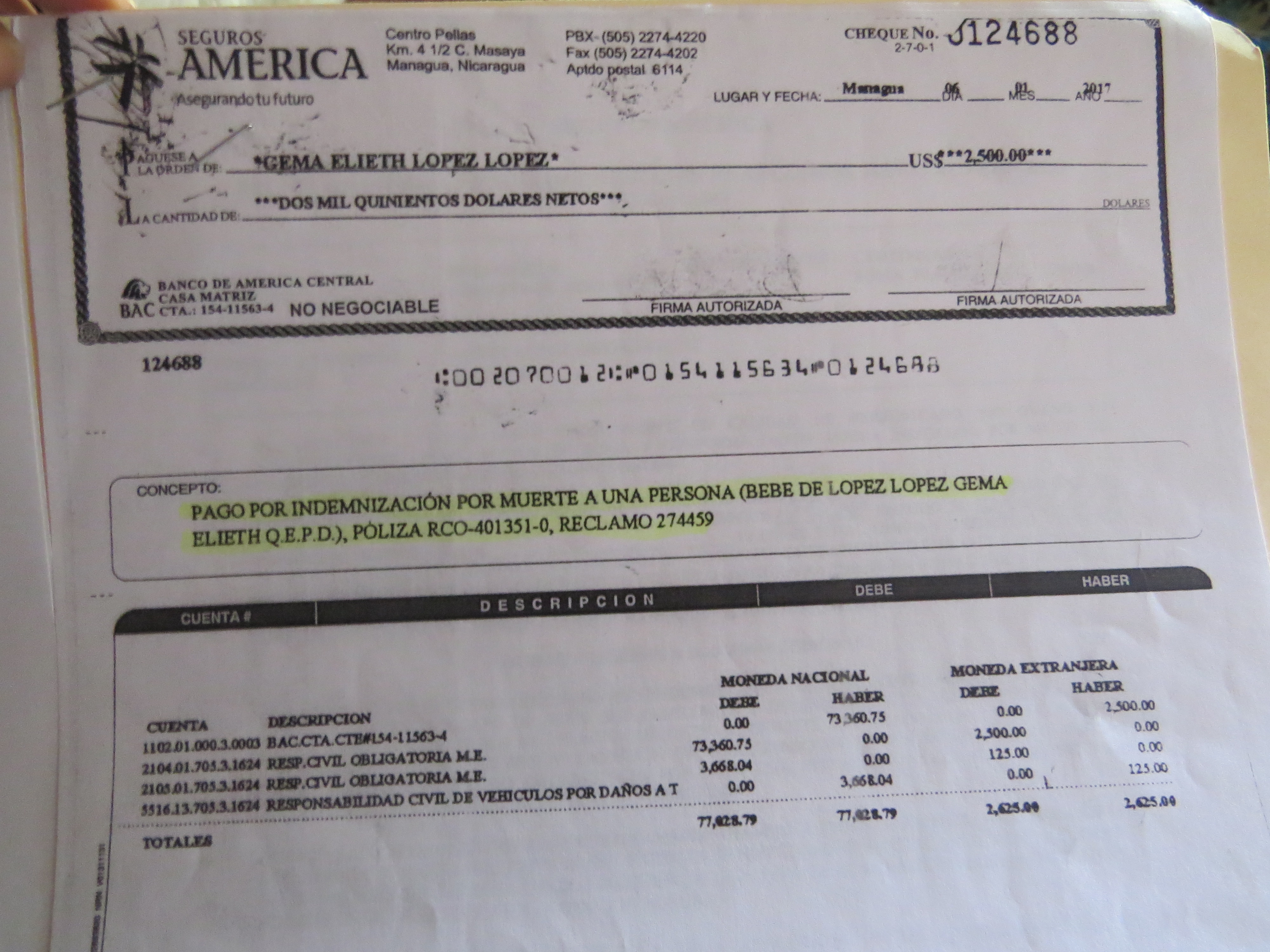 El cheque de 2,500 dólares de indemnización por la muerte de la bebé de Gema López.