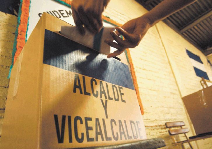 «La mayoría (de los ciudadanos) votaron» o «votó»