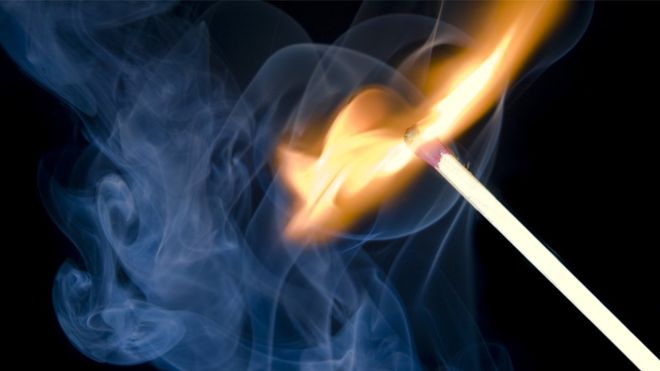 El fuego, ¿es líquido, sólido o gaseoso? Y, ¿por qué es caliente?