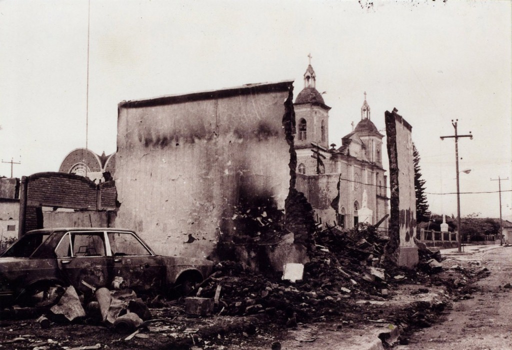 Casas destruidas a causa de los combates entre tropas de la Guardia Nacional y la guerrilla sandinista, en 1979 en Estelí. LAPRENSA/CORTESÍA/RIVITAS