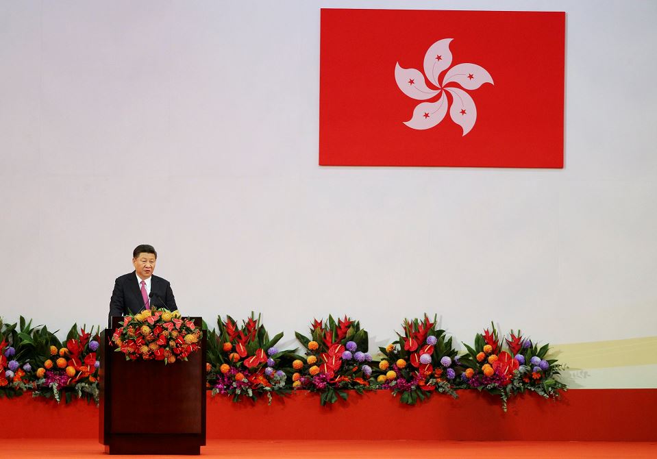 El presidente de China, Xi Jinping, pronuncia un discurso durante toma de posesión de la nueva líder de Hong Kong, Carrie Lam. LA PRENSA/EFE/EPA/JEROME FAVRE