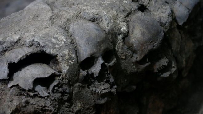 Los inesperados hallazgos que la «torre de los cráneos» devela sobre los antiguos rituales de los aztecas en México