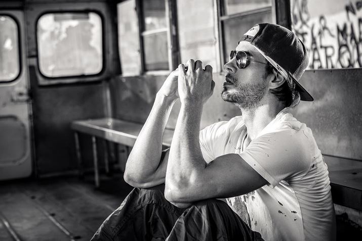 Enrique Iglesias recibirá un galardón especial en los Premios Juventud