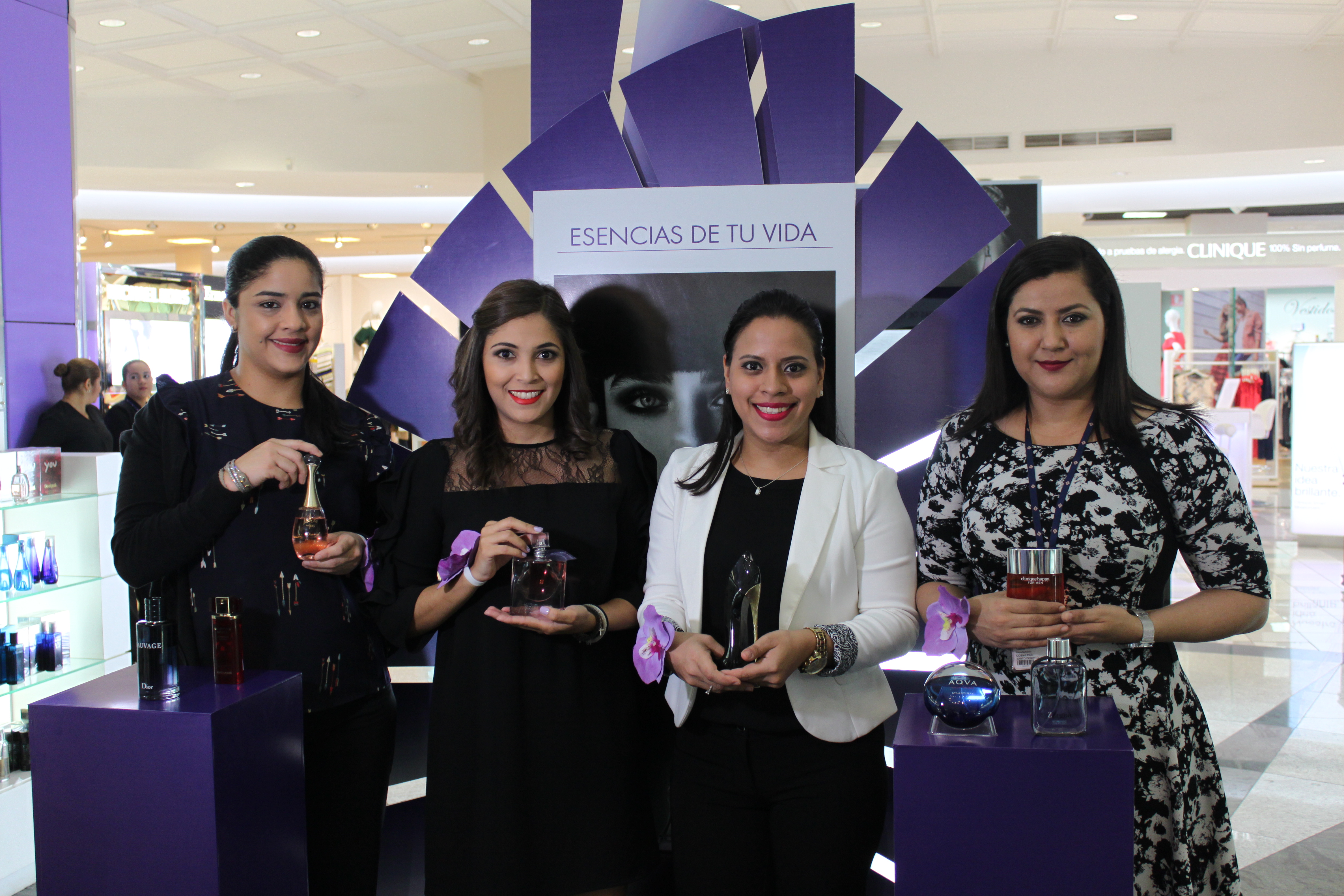 Almacenes Siman, Fragancias, mujeres