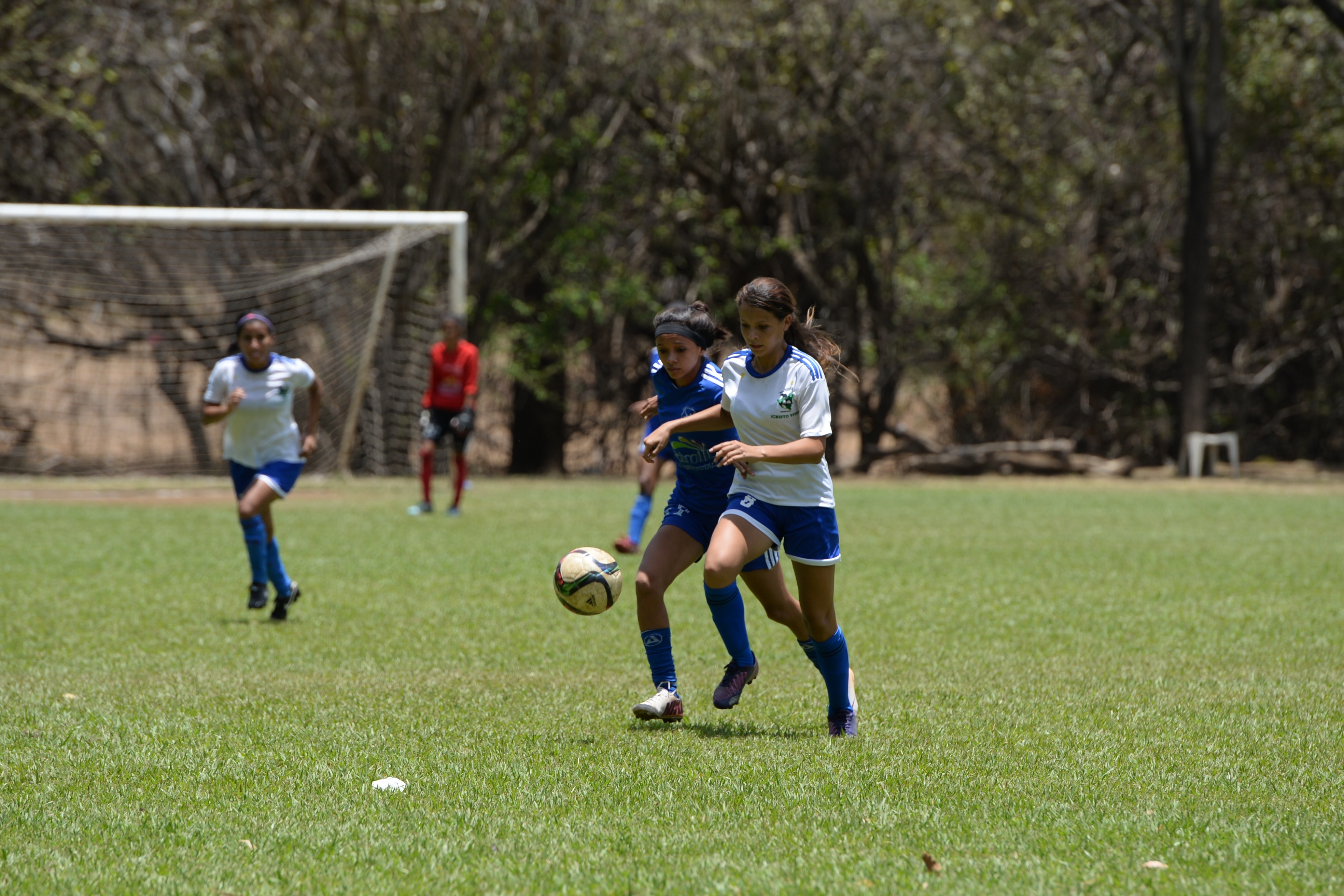 Managua, Nicaragua 29 de Abril del 2017. Futbol femenino entre los equipos las Aguilas de Leon y las Leyendas de Managua. FOTO/LA PRENSA/CARLOS VALLE.