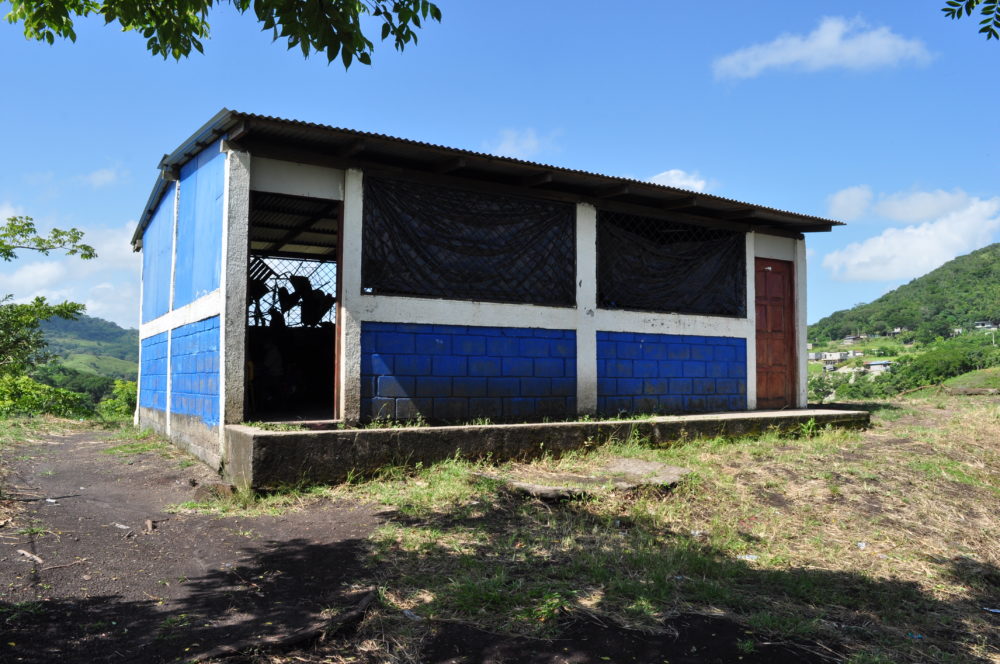 Pobladores piden mejoras en escuela de Boaco