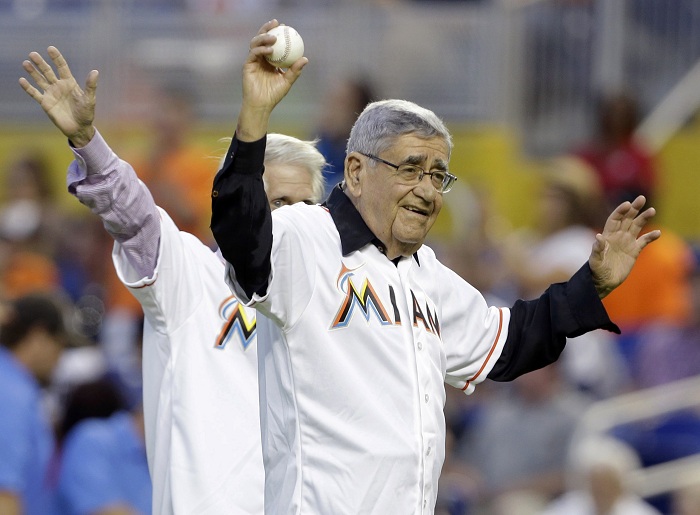 Rafael "Felo" Ramírez falleció la noche de este lunes a los 94 años de edad, después de ser la voz en las transmisiones de radio en español de los Marlins de Miami por tres décadas. LA PRENSA/AP/Lynne Sladky