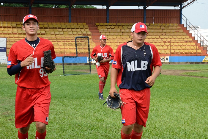 Lester Medrano (izquierda) abrirá frente a los brasileños .Foto Uriel Molina/LA PRENSA