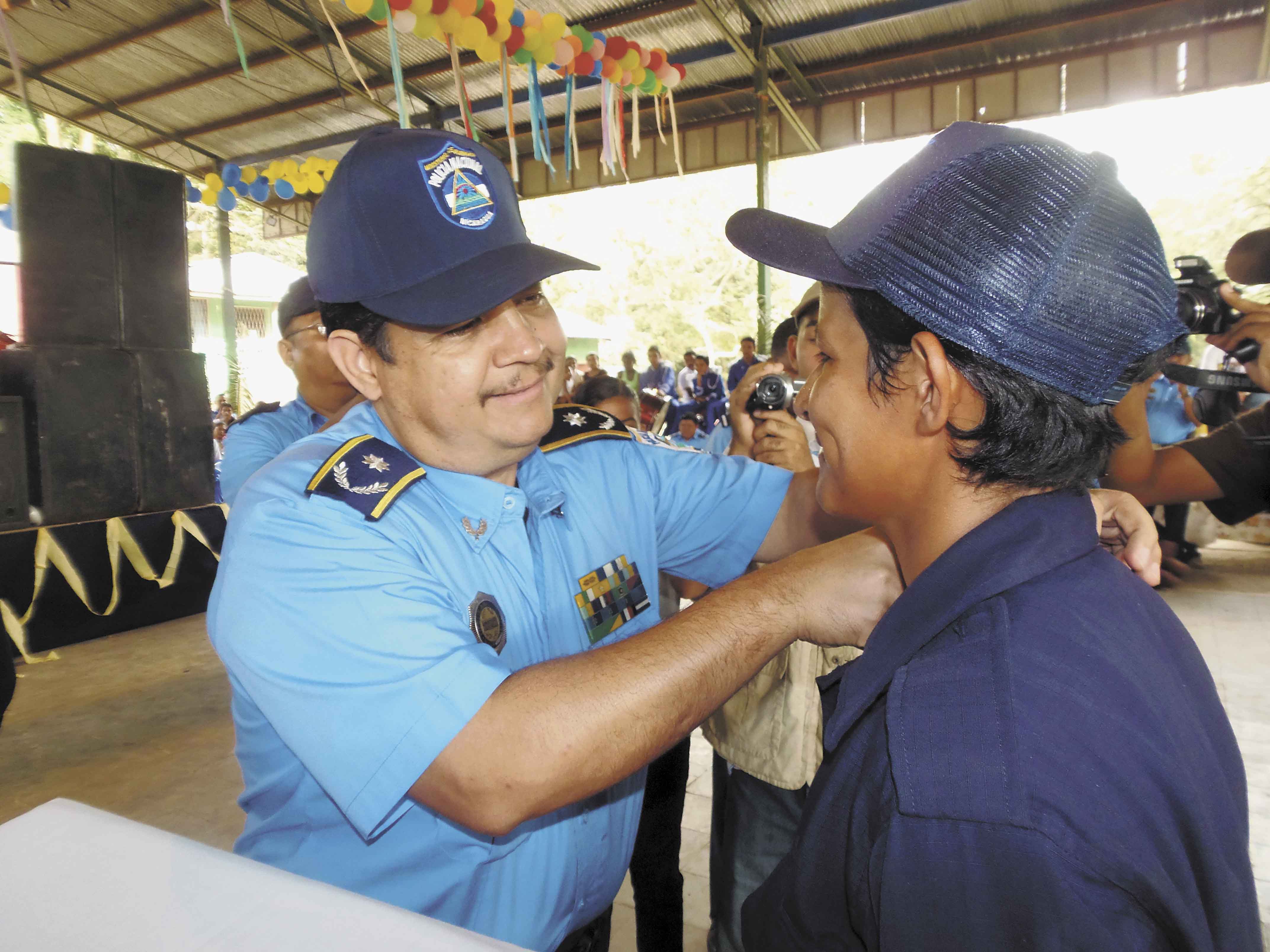 Policía