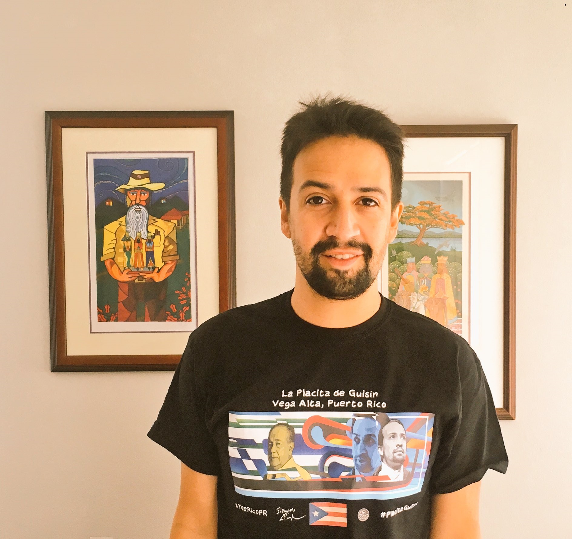 Lin-Manuel Miranda inaugura negocio en Puerto Rico dedicado a su abuelo