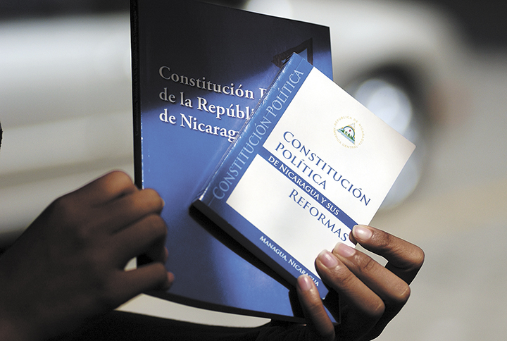 Constitución Política