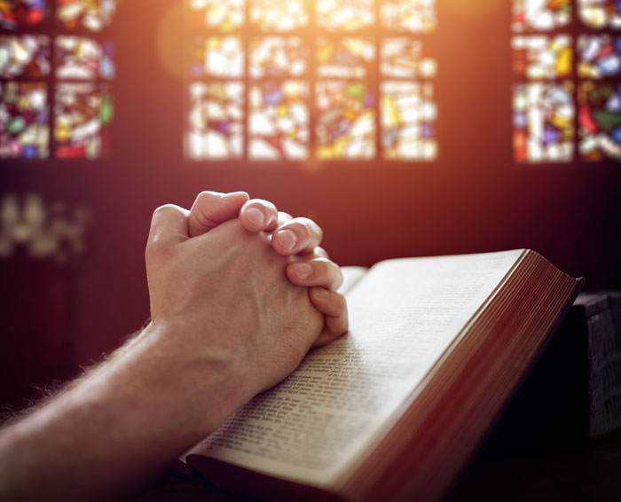 Fiesta por la Biblia en su 448 aniversario de haber sido traducida