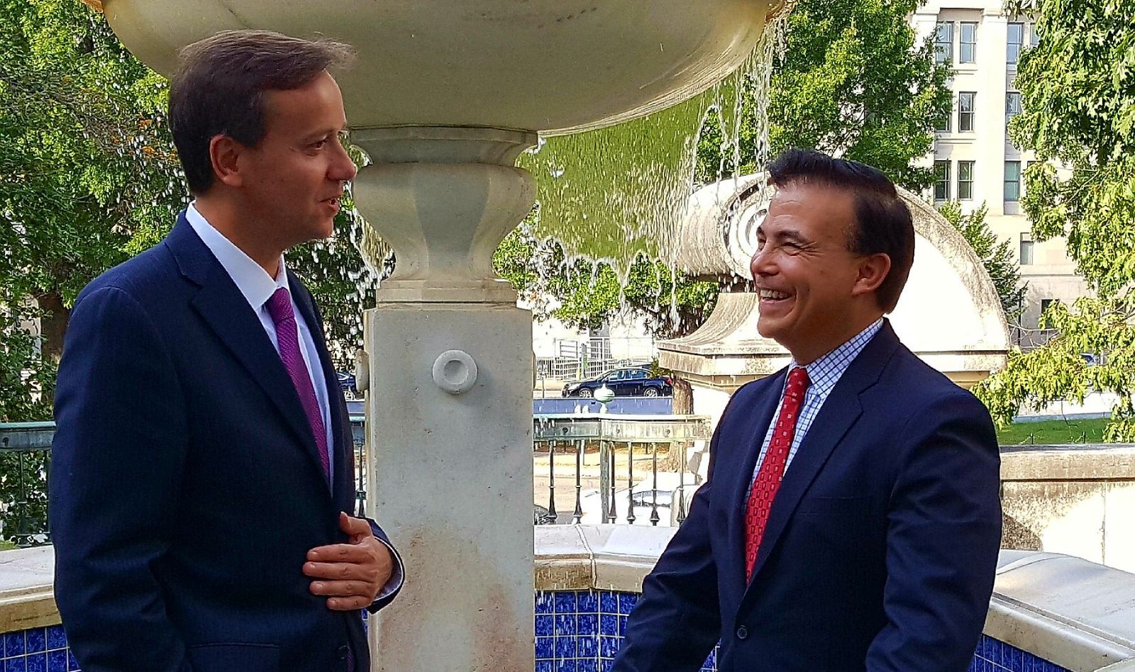 Arturo Estopiñán y Gonzalo Koncke, reunidos en Washington. LA PRENSA/ CORTESÍA
