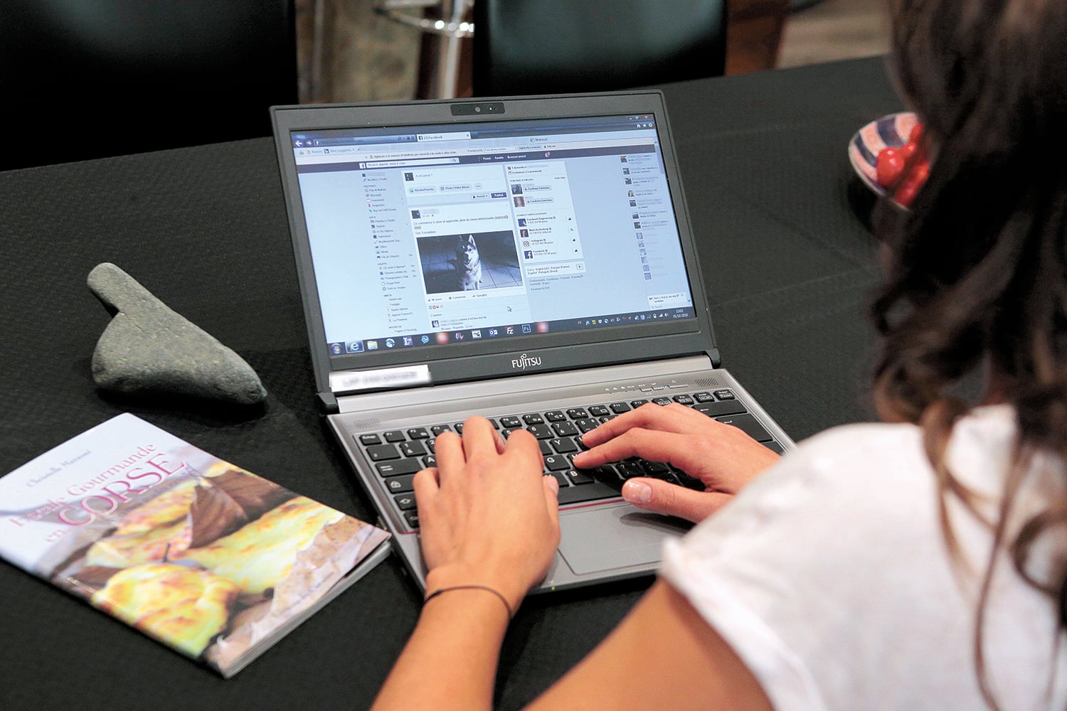 5 talleres se impartieron en el FemHack CA 2017, por colectivos de El Salvador, Guatemala, Costa Rica y Nicaragua. El lema fue “ADAS conectADAS: reconstruyendo la Red en Mesoamérica”.
