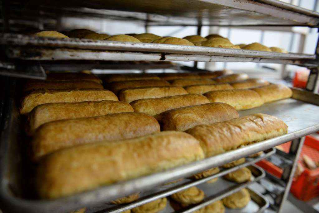 Mific dice que alza en precio del pan fue contrarrestada con bajas de siete productos