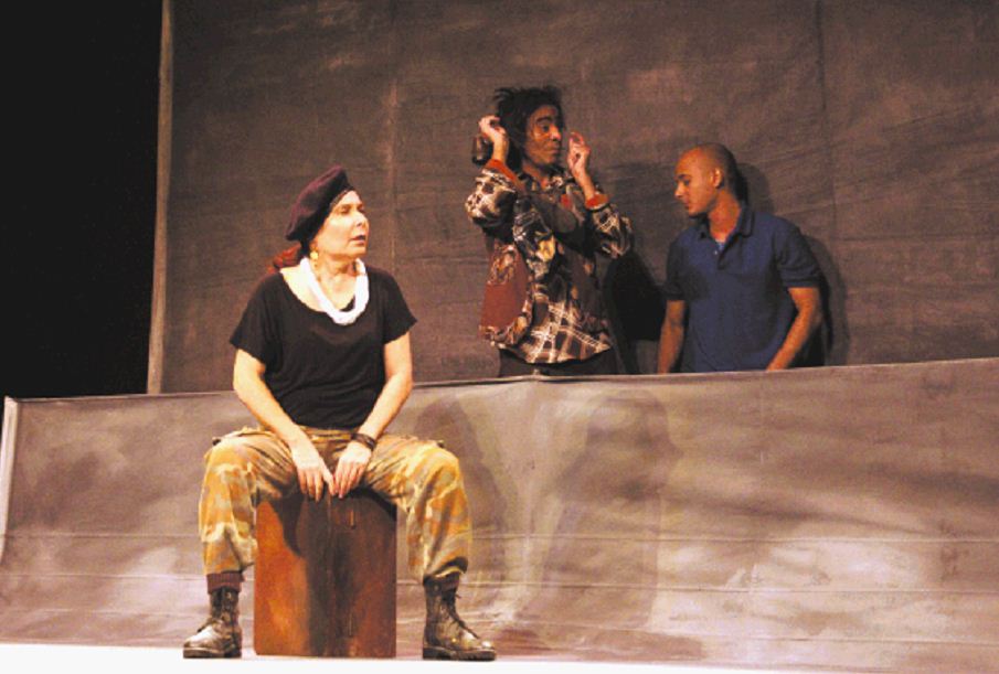 Teatro Justo Rufino Garay entregará 25 becas a jóvenes que salgan seleccionados para el programa El público es el autor