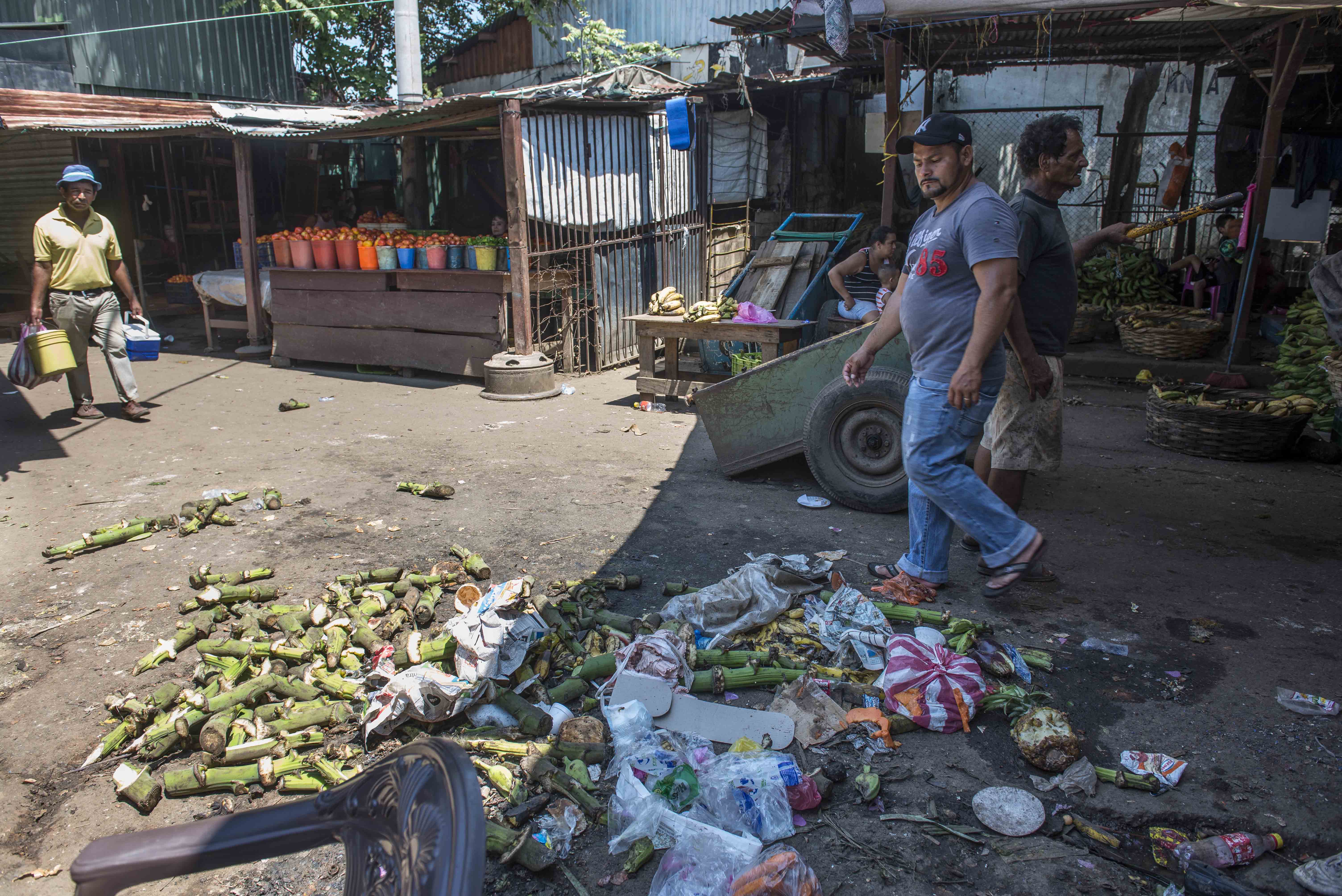 Pobladores de Managua esperan que limpien los cauces y micropresas